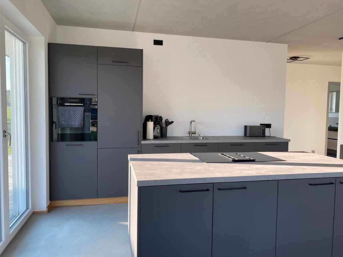 ブライトブルン・アム・キームゼーNeubau Gruener Wolpertinger Designwhg 106Qm Barrierefreiアパートメント エクステリア 写真