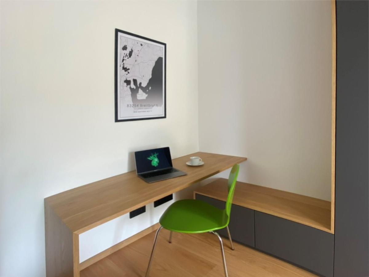 ブライトブルン・アム・キームゼーNeubau Gruener Wolpertinger Designwhg 106Qm Barrierefreiアパートメント エクステリア 写真