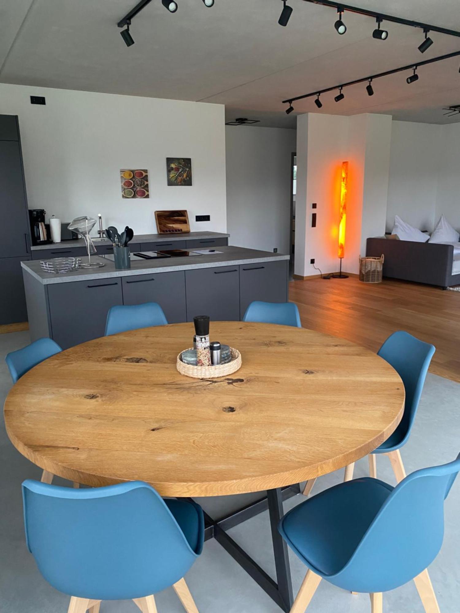 ブライトブルン・アム・キームゼーNeubau Gruener Wolpertinger Designwhg 106Qm Barrierefreiアパートメント エクステリア 写真